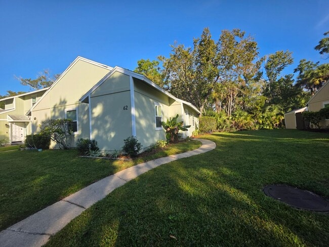 Building Photo - Bedroom 1 Bath In Ormond Beach