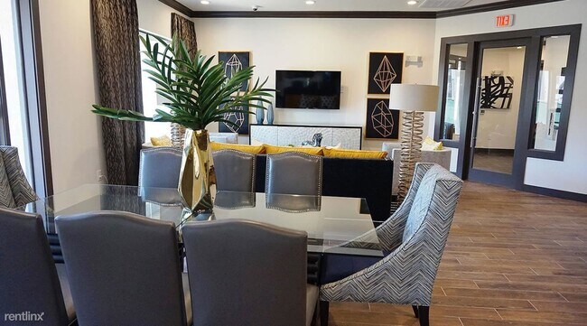 Photo - 1 br, 1 bath Condo - 9393 FM 1960 Bypass W...