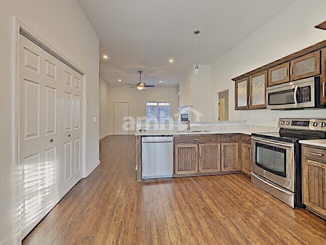 Photo - 434 Parrish Hill
