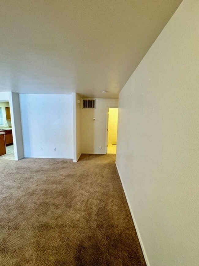 Photo - 3 Bedroom 1.5 Centrally Located Condo