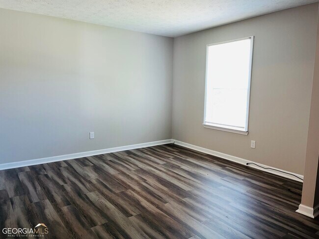 Photo - 8975 Stonebridge Blvd