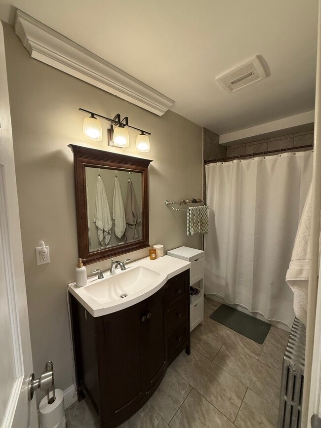 Photo - 5 Henshaw St