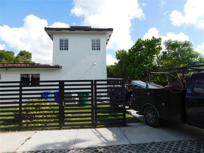 Photo - 1851 NW 32nd Ave Unit B31