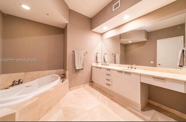 Photo - 14951 Royal Oaks Ln Unit 102