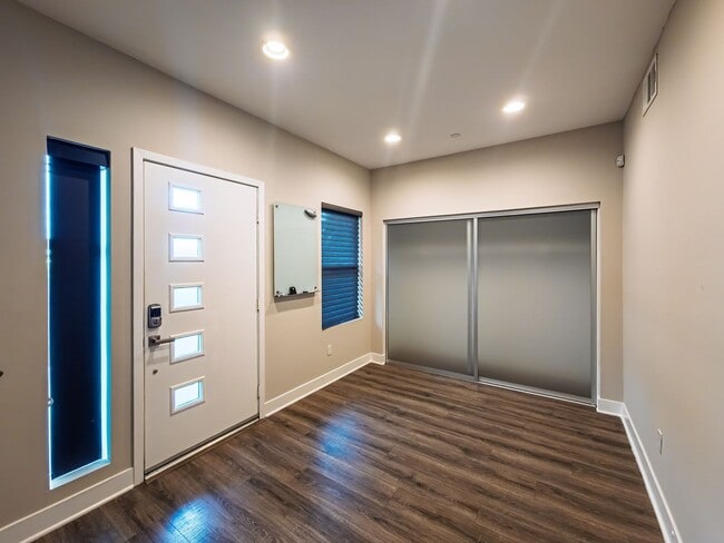 Photo - Modern Luxury Condo with Panoramic Views | 3-Story Condo + Private Rooftop Deck