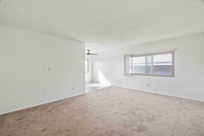 Photo - 640 E Imperial Ave