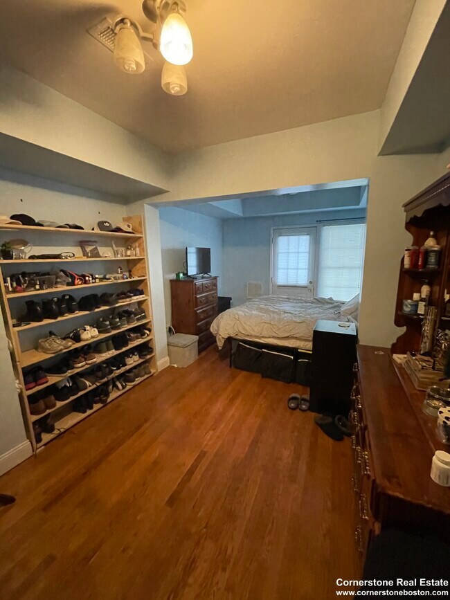 Photo - 7 Chesterton St Unit #1