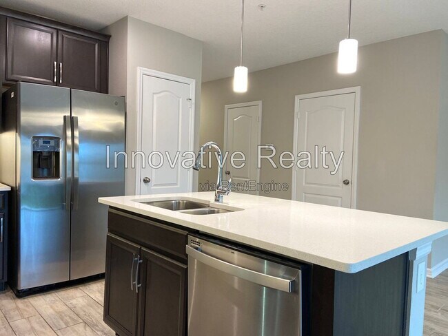 Photo - 302 Cedar Bark Ln