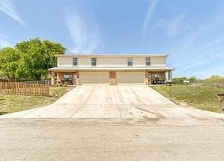 Photo - 3152 Karen St