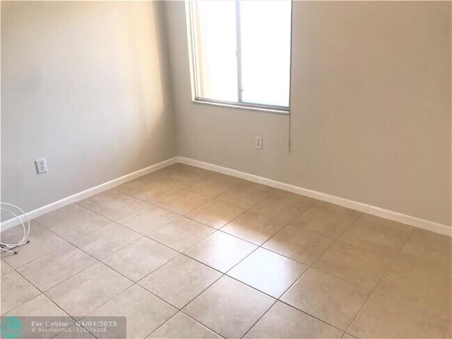 Photo - 1351 SW 141st Ave Unit 306G