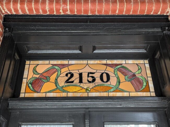 Photo - 2150 W Monroe St