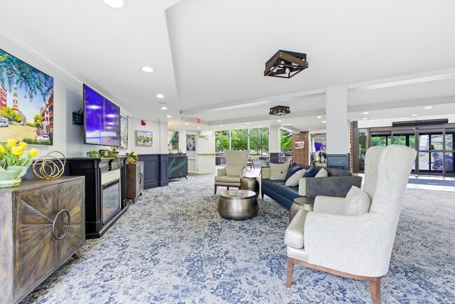 Photo - King's Reserve College Park 55+ Active Living