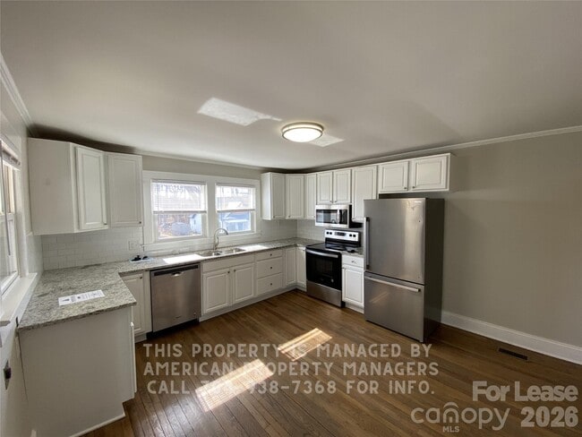 Photo - 503 E 22nd St