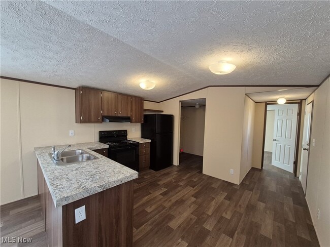 Photo - 120 Kenny Brook Ln