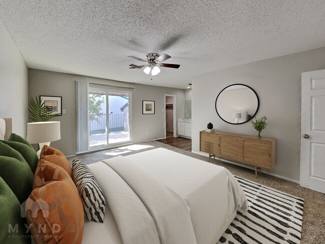 Photo - 3224 63rd St