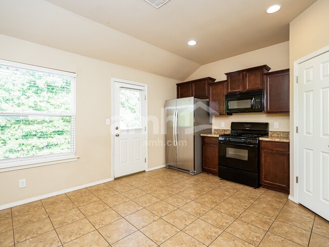 Photo - 7405 S Elder Ave