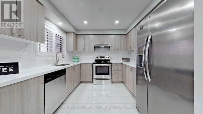 Photo - 200 Veterans Drive
