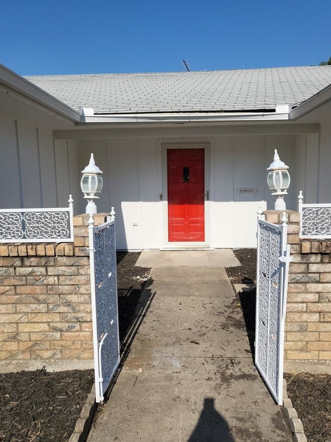 Photo - 3625 Stephenson Dr