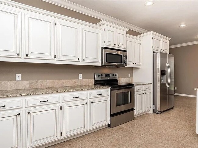 Photo - 1588 N Hazeltine Dr