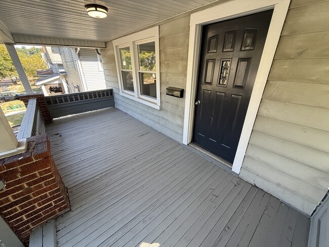 Photo - 5 bedroom 1 bathroom home for rent