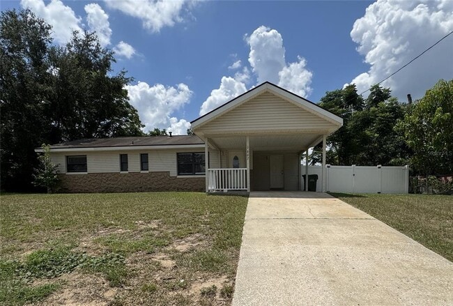Building Photo - 1607 Stafford Rd Rental