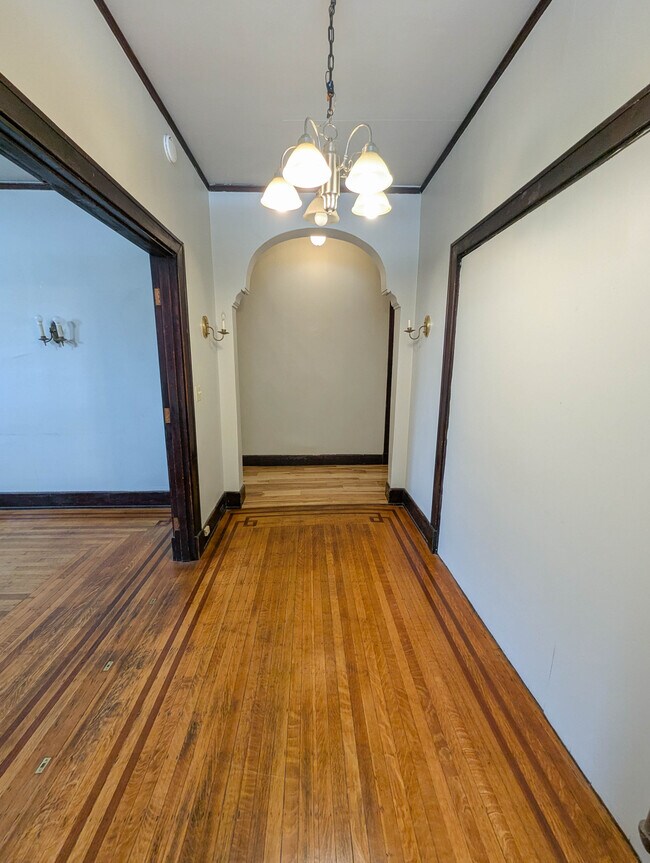 Photo - 89 W McMillan St Unit 1st Floor