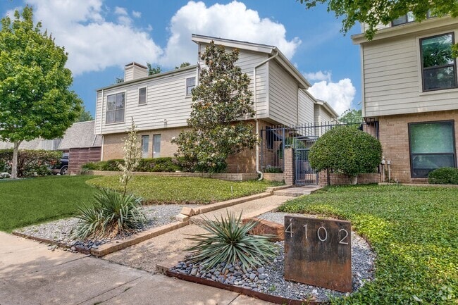 Building Photo - Oaklawn Lemmon Gem Rental