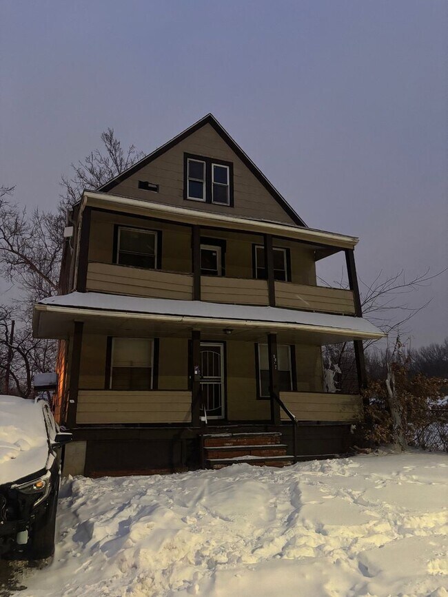 Photo - 9807 Easton Ave Unidad DN