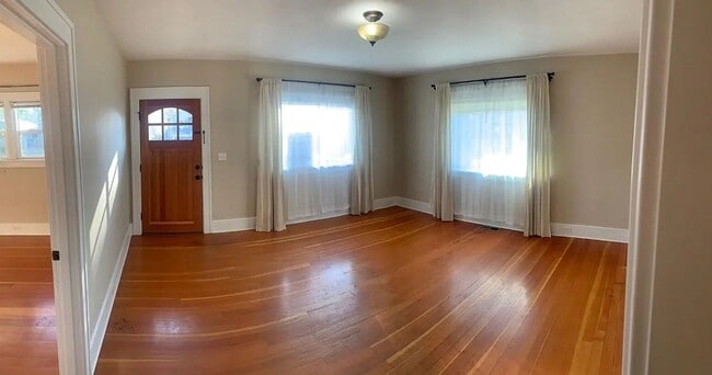 Photo - $2,750 - Two Bedrooms, Two Bathrooms, With Bonus Room And Large Yard, Ready For Lease!