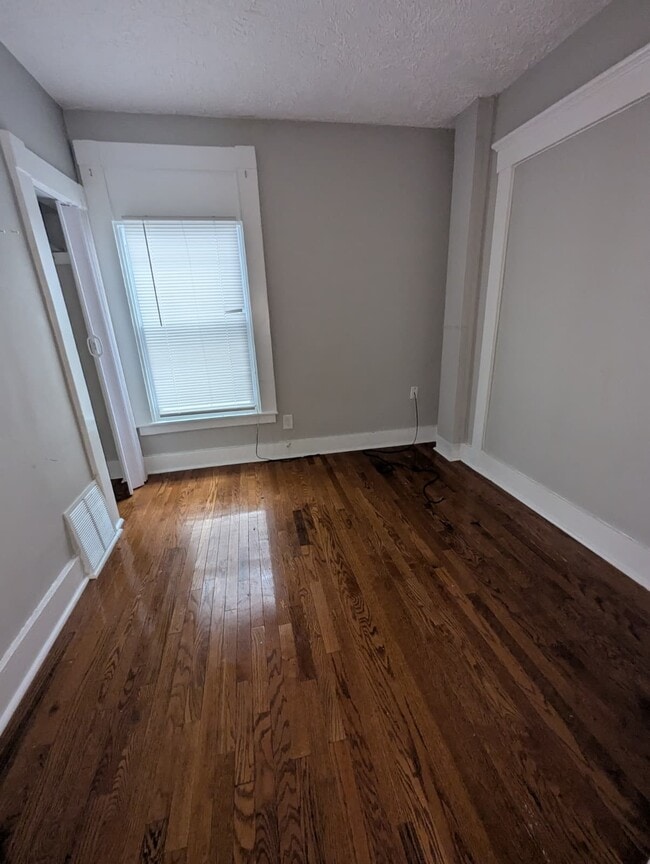 Photo - 76 3rd St Unit 1