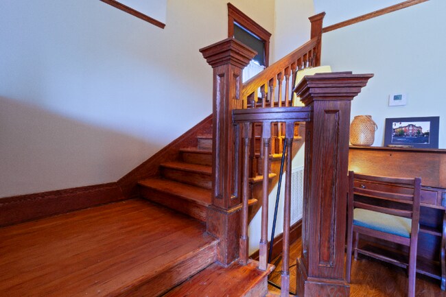 Photo - 1842 W 22nd St