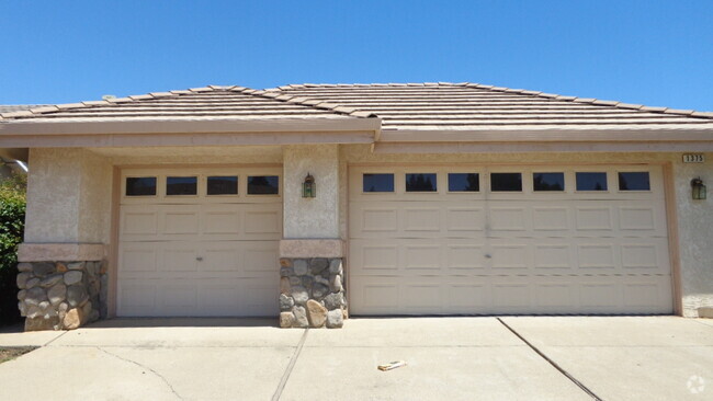 Building Photo - Beautiful North Yuba City House