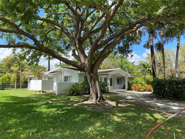 Photo - 9840 SW 69th Ave