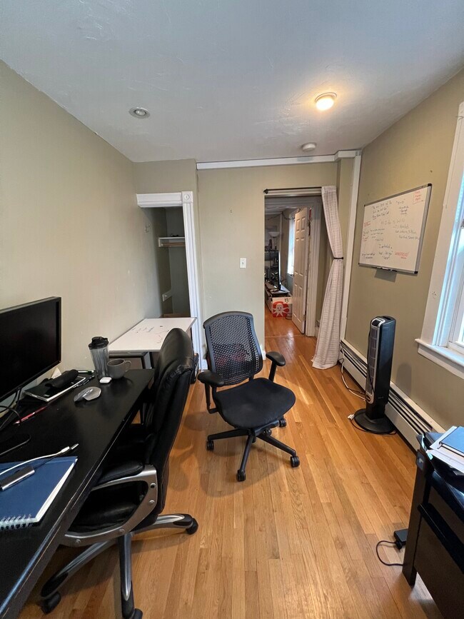 Photo - 735 Somerville Ave Unit 3