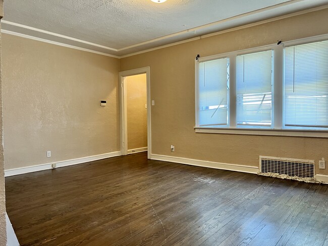 Photo - 4645 N 38th St