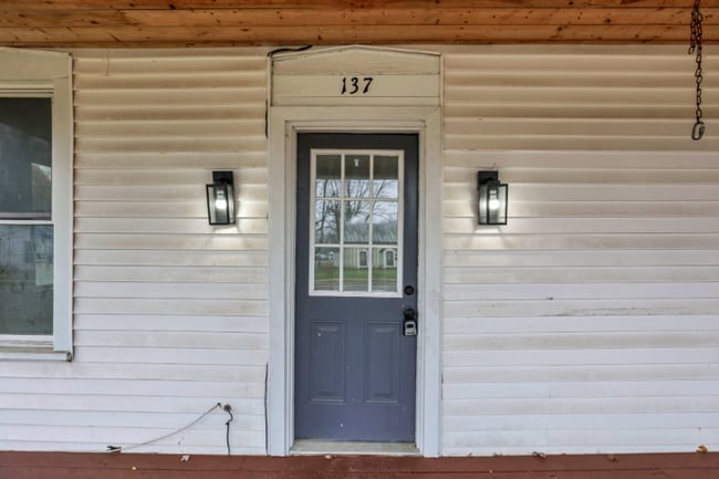 Photo - 137 E Ottawa St