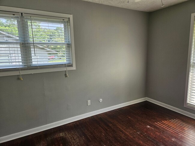 Photo - 873 Baxley Way