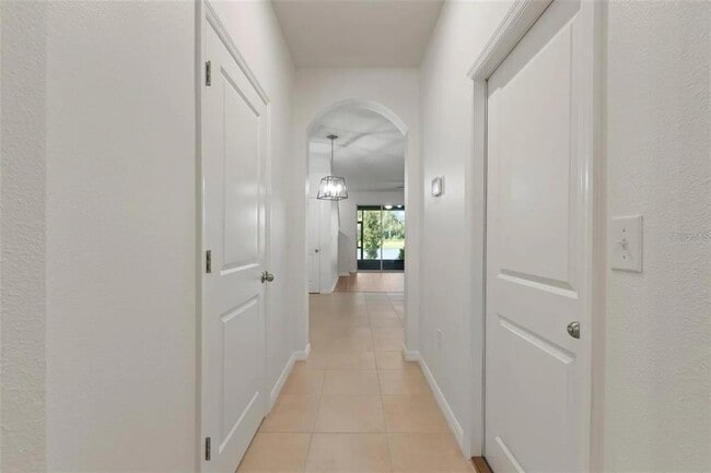 Photo - 2879 Suncoast Blend Dr