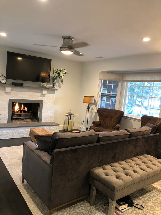 Photo - 23 Hampton Harbor Rd