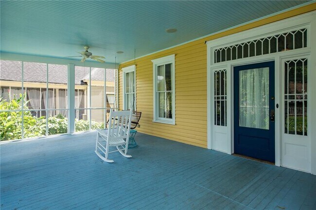 Photo - 765 Woodland Ave SE