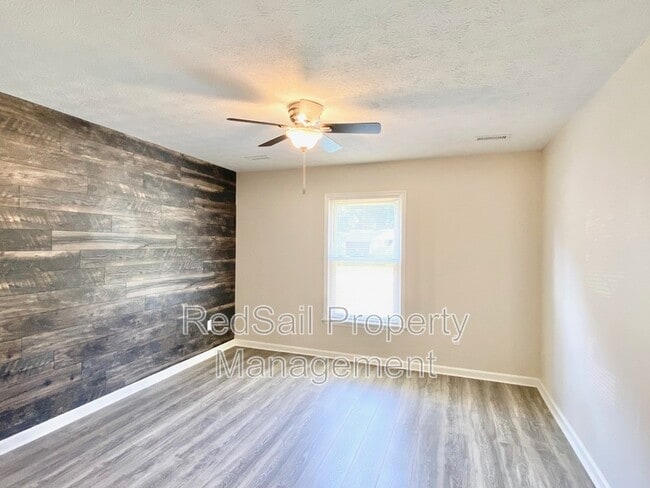 Photo - 39 Whites Ln