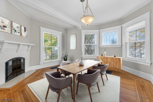 Photo - 94 Midland Ave