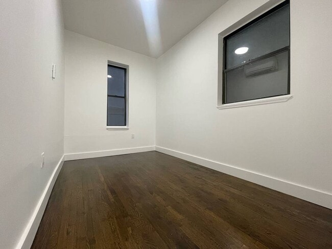 Photo - 1802 Bay Ridge Ave Unidad 7