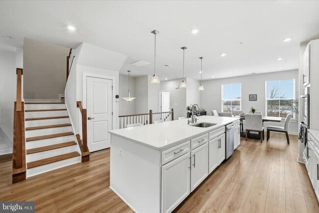 Photo - 14447 Albemarle Point Pl Unit 227