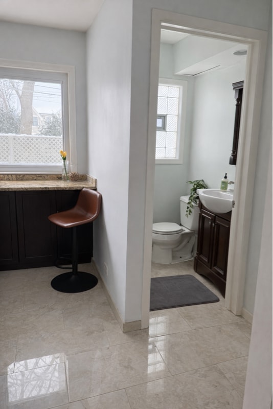 Photo - 952 Green Bay Rd