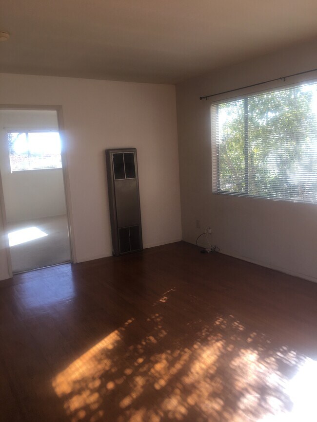 Photo - 1219 Parker St Unit D