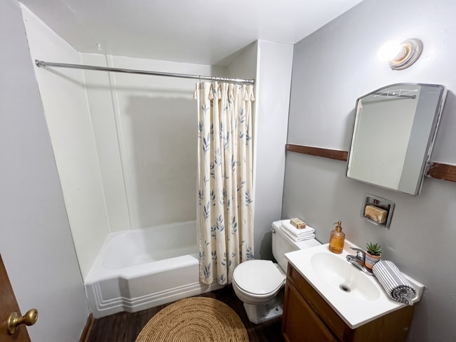 Photo - 721-721 W 11th St Unit 719