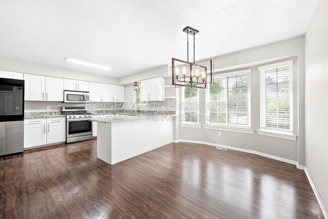 Photo - 2233 Brookhaven Rd