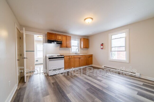 Photo - 212 N 2nd St Unidad Apt 2