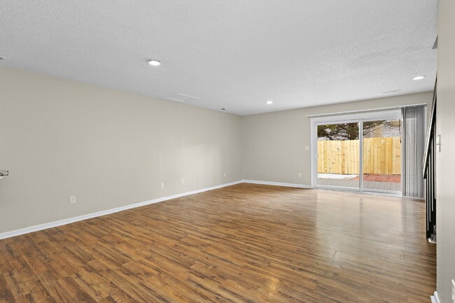 Photo - !Wow! Updated townhouse for rent Virginia Beach